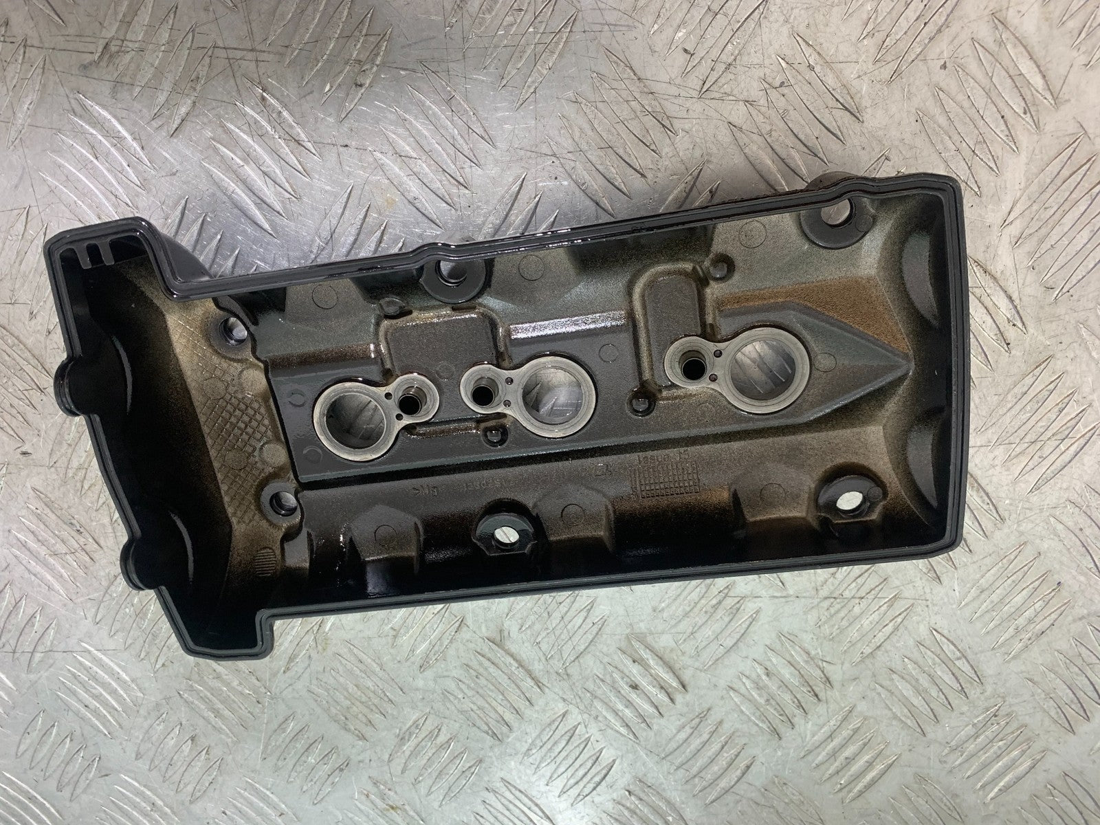TRIUMPH 675 STREET TRIPLE ROCKER COVER   2013-2016 (CMB1186)
