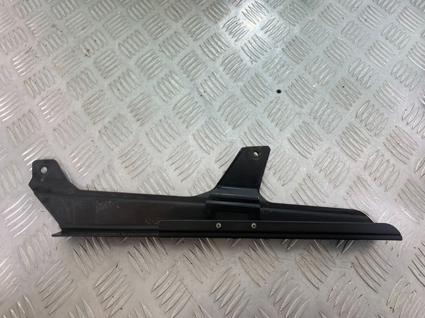 SUZUKI DL 650 V-STROM CHAIN GUARD   YEAR 2020 (CMB1117)