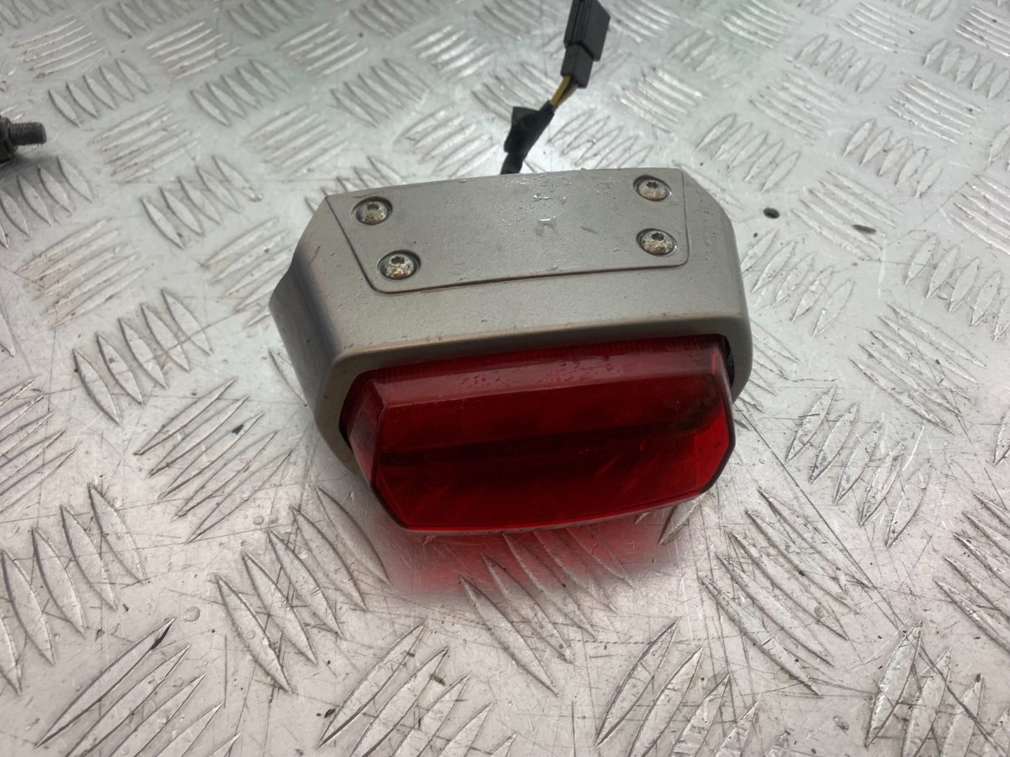 ROYAL ENFIELD HIMALAYAN 411 REAR LIGHT YEAR 2018-2023 (CMB1279)