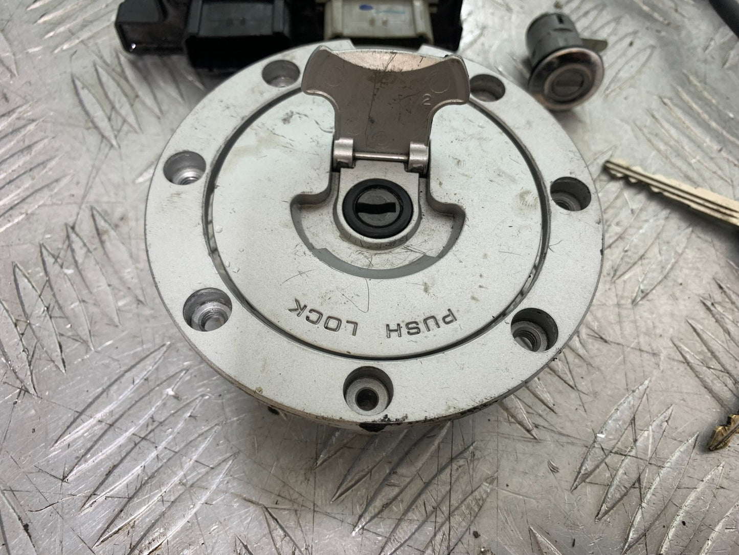 HONDA CBR1000 rr FIREBLADE ECU LOCKS KEYS  2008-2011 (CMB1253)