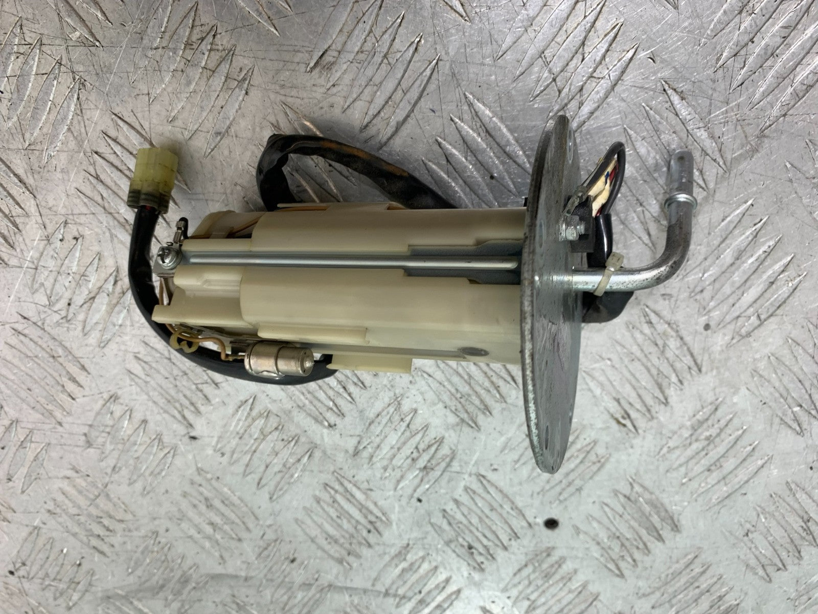 KAWASAKI GTR1400 GTR 1400 PETROL PUMP YEAR 2007-2009 (CMB1306)
