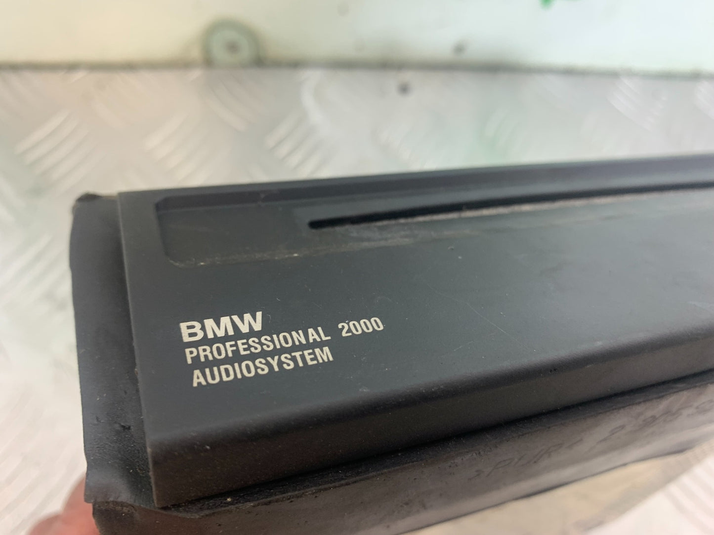 BMW K1200 K 1200 LT CD PLAYER  YEAR 1999-07 (CMB1138)