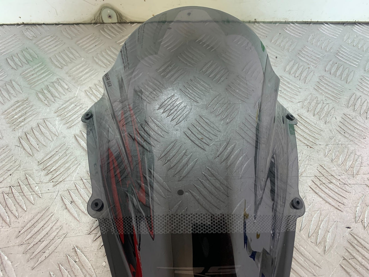 APRILIA RSV4 FACTORY SCREEN  YEAR 2009-2012 (CMB1224)