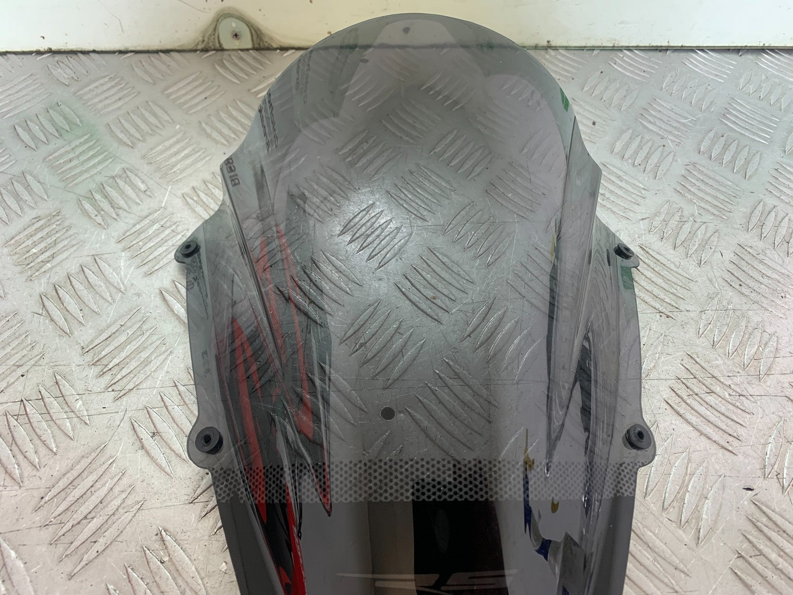 APRILIA RSV4 FACTORY SCREEN  YEAR 2009-2012 (CMB1224)