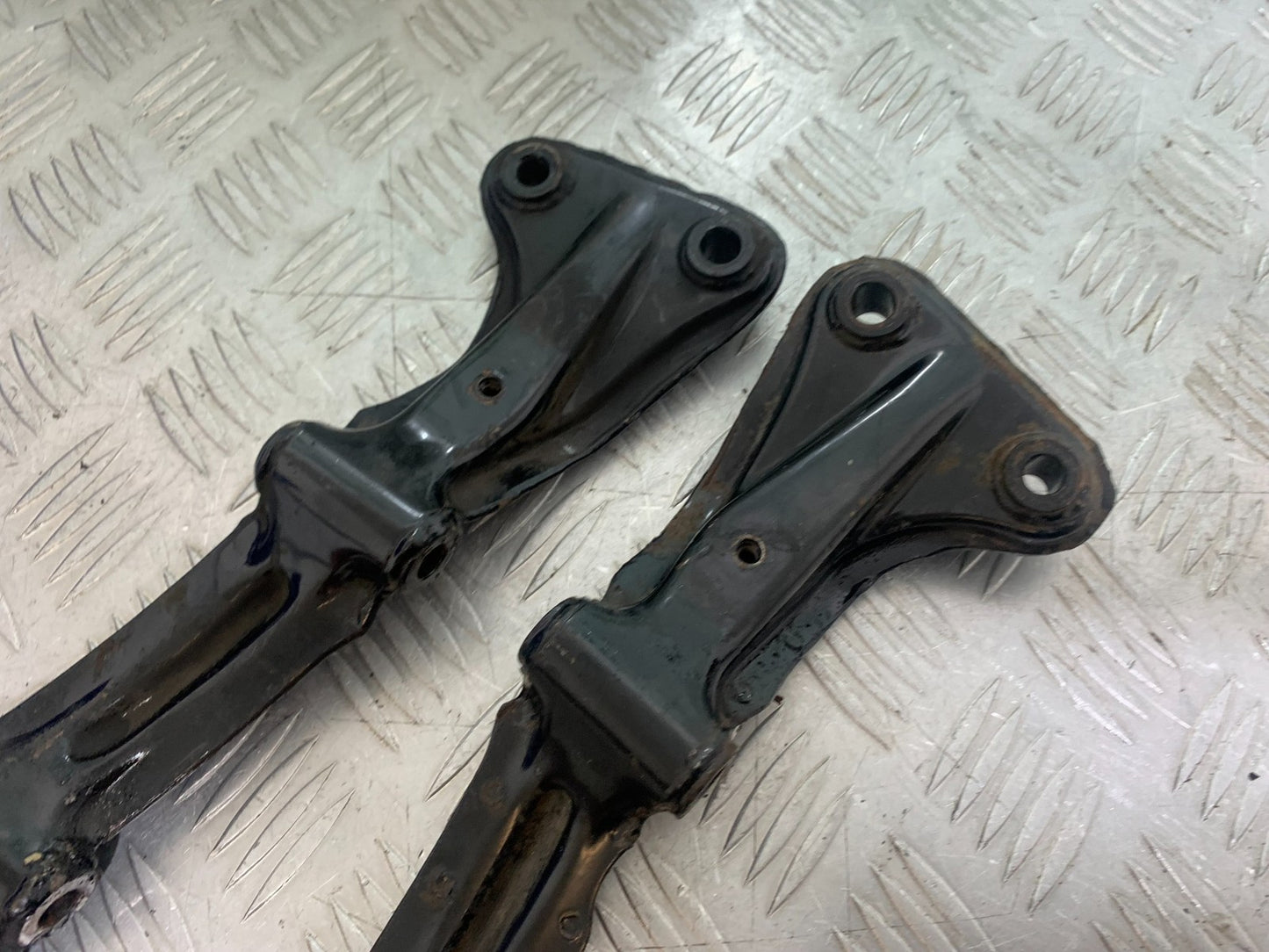 HONDA GL500 GL 500 SILVERWING ENGINE BRACKETS YEAR 1981-82  (CMB1168)