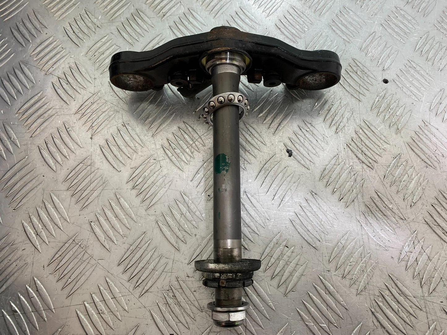 HONDA CBF500 CBF 500 BOTTOM YOKE  YEAR 2004-2008  (CMB1294)