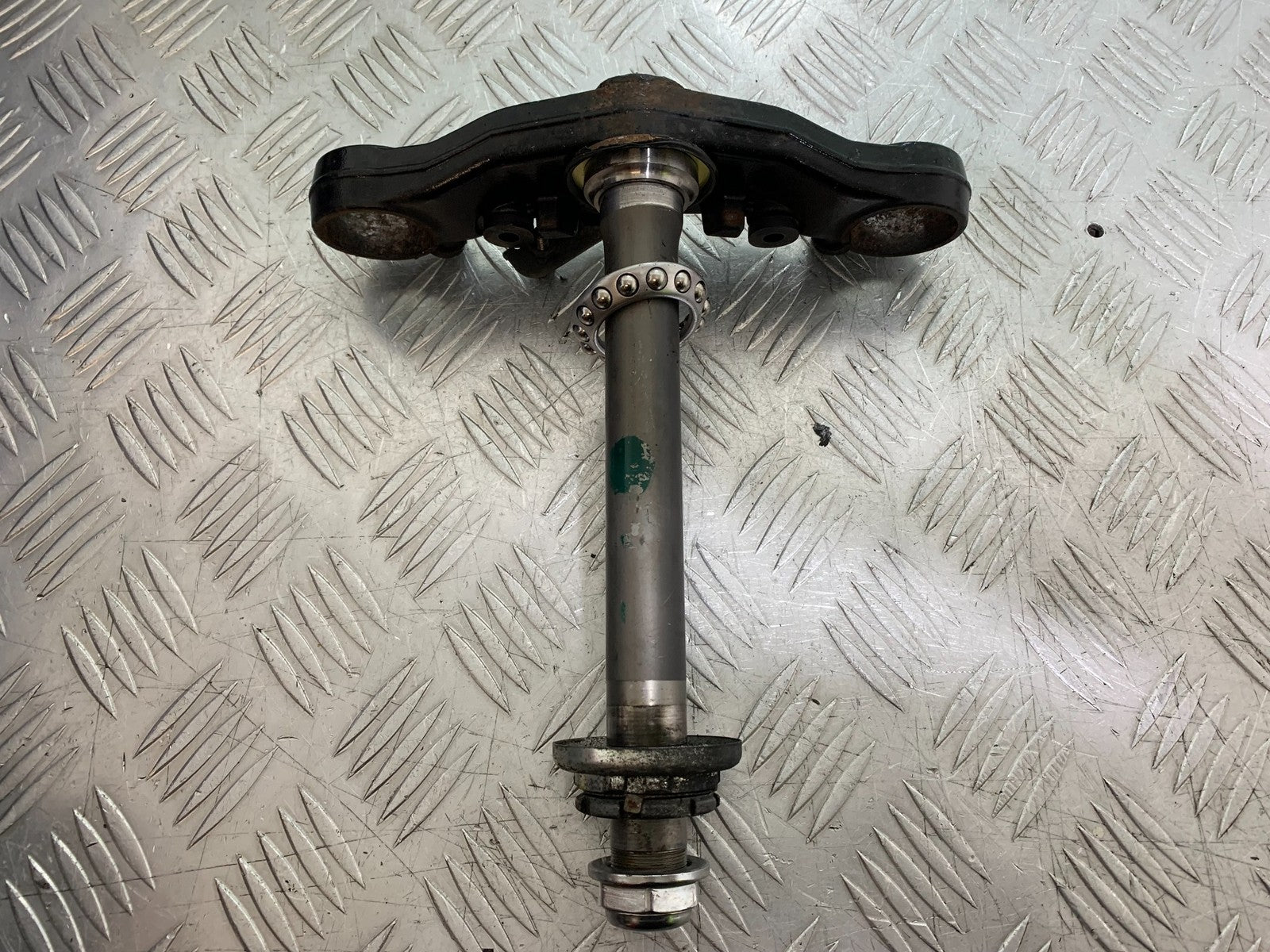 HONDA CBF500 CBF 500 BOTTOM YOKE  YEAR 2004-2008  (CMB1294)