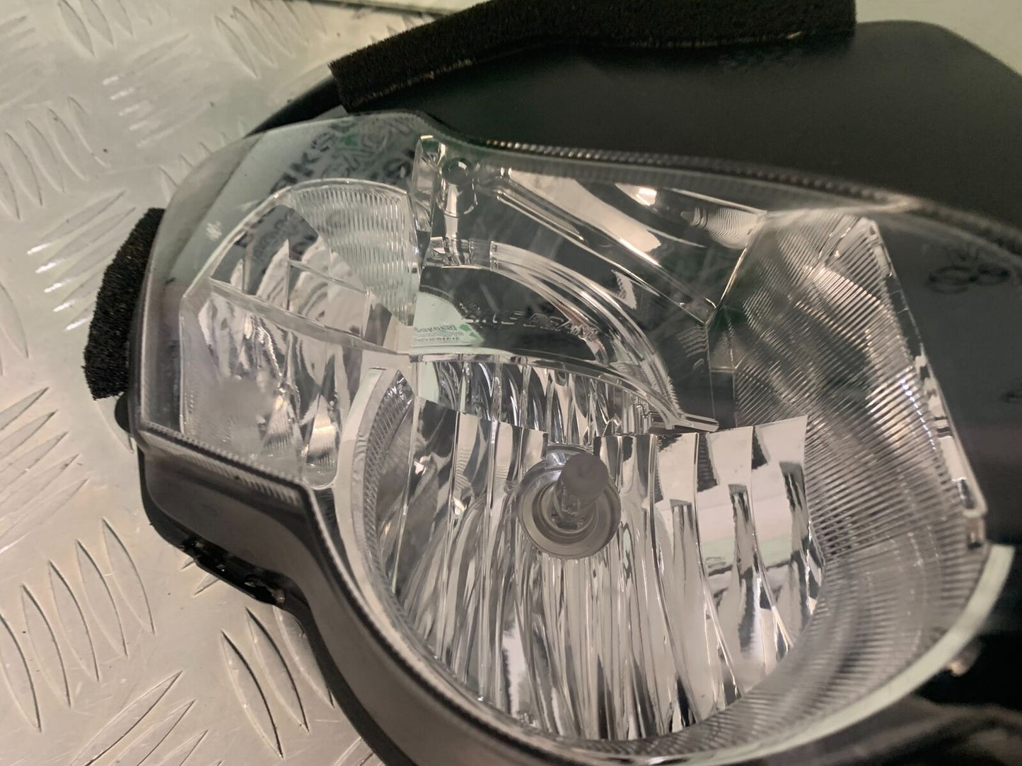 HONDA CBR1000 rr FIREBLADE HEADLIGHT  2008-2011 (STOCK 986)
