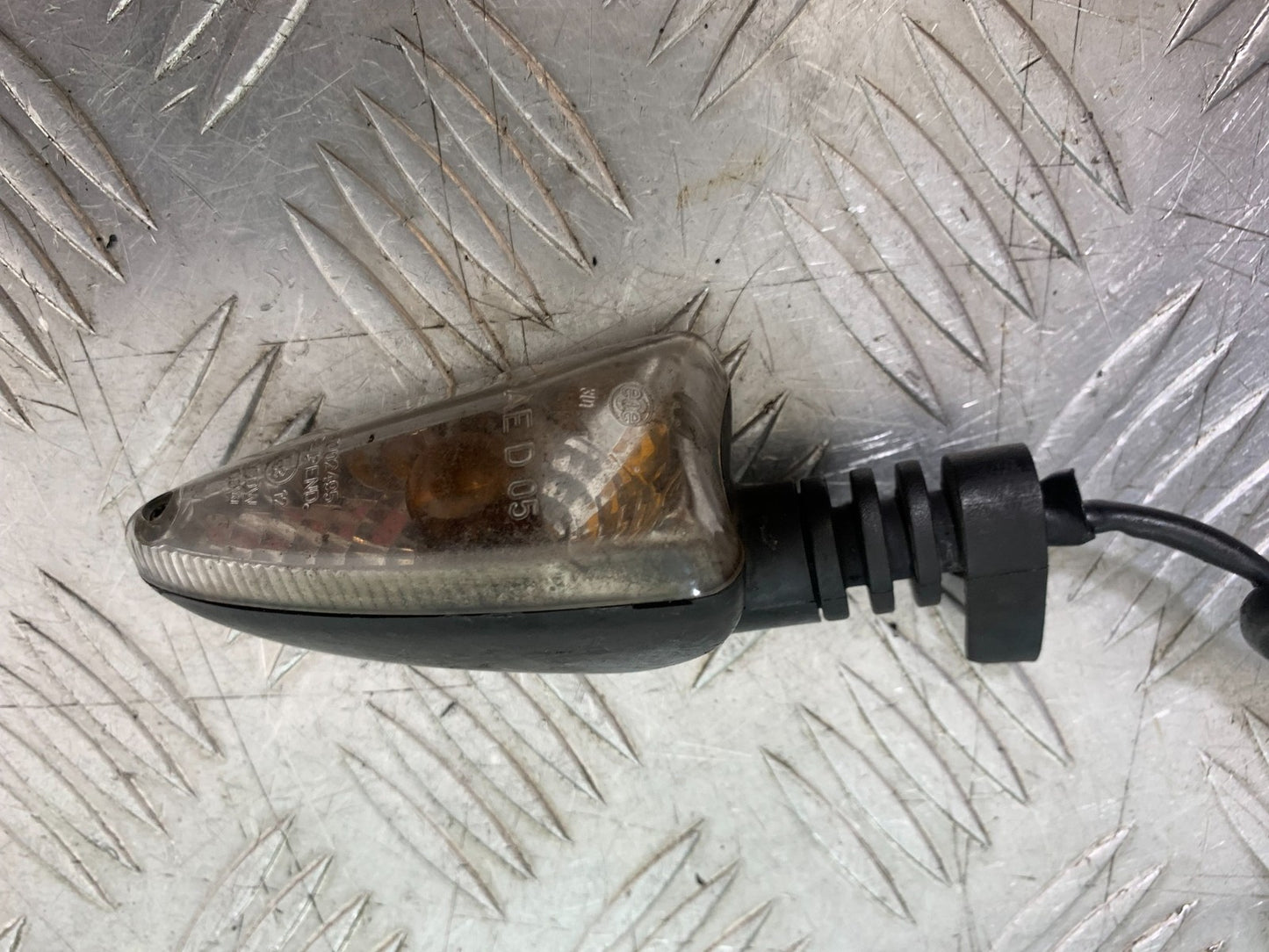 TRIUMPH SPEED TRIPLE R 1050 FRONT INDICATORS  2009 (CMB1183)