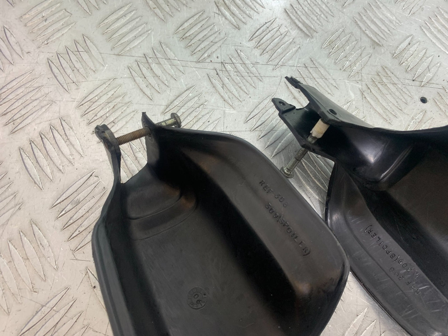HONDA XL125 VARADERO HAND GUARDS YEAR 2001-2006  (CMB1210)