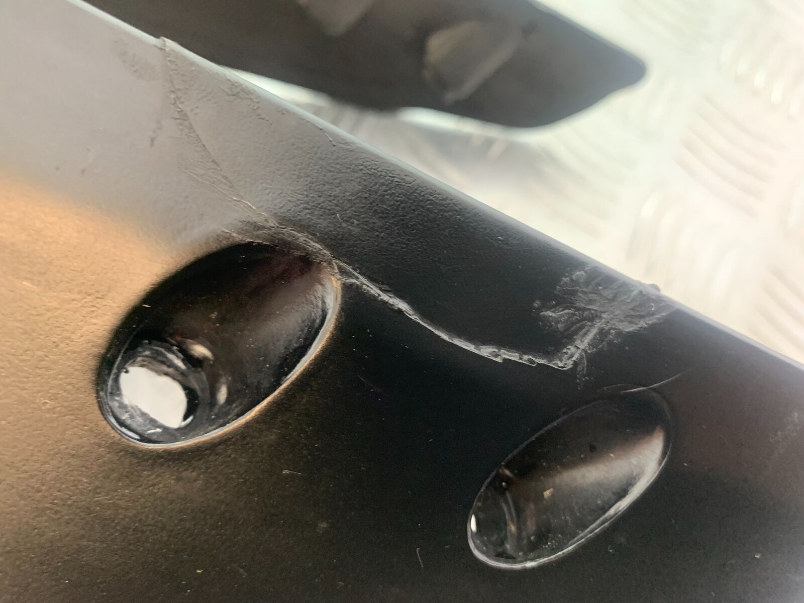 DUCATI 1199 PANIGALE FRONT MUDGUARD  YEAR 2012-2014 (CMB1047)