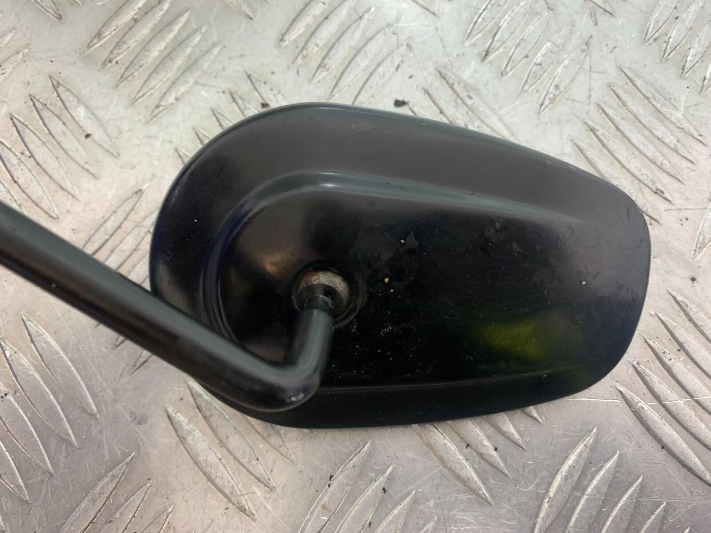 HARLEY DAVIDSON XL883 N IROD RIGHT MIRROR  YEAR 2020  (CMB1116)
