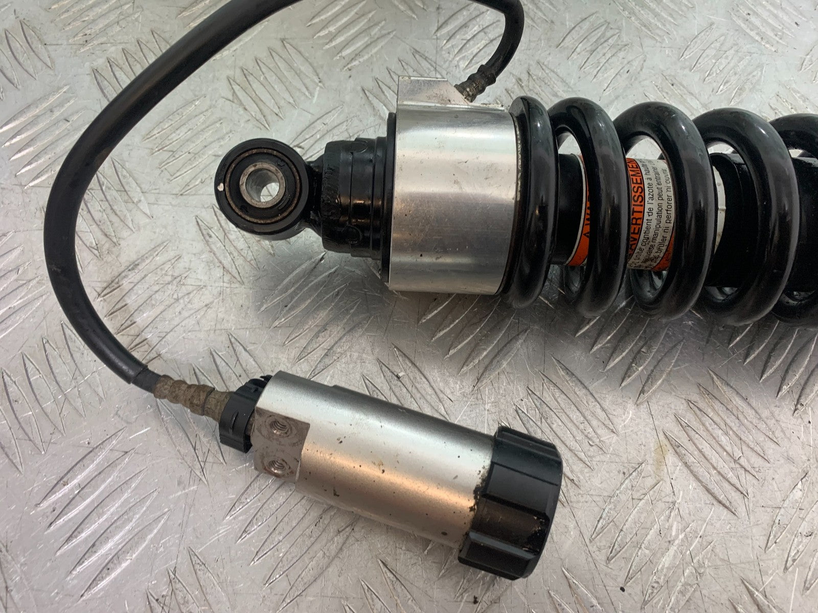 KAWASAKI 650 VERSYS REAR SHOCK YEAR 2015-2018 (CMB1288)
