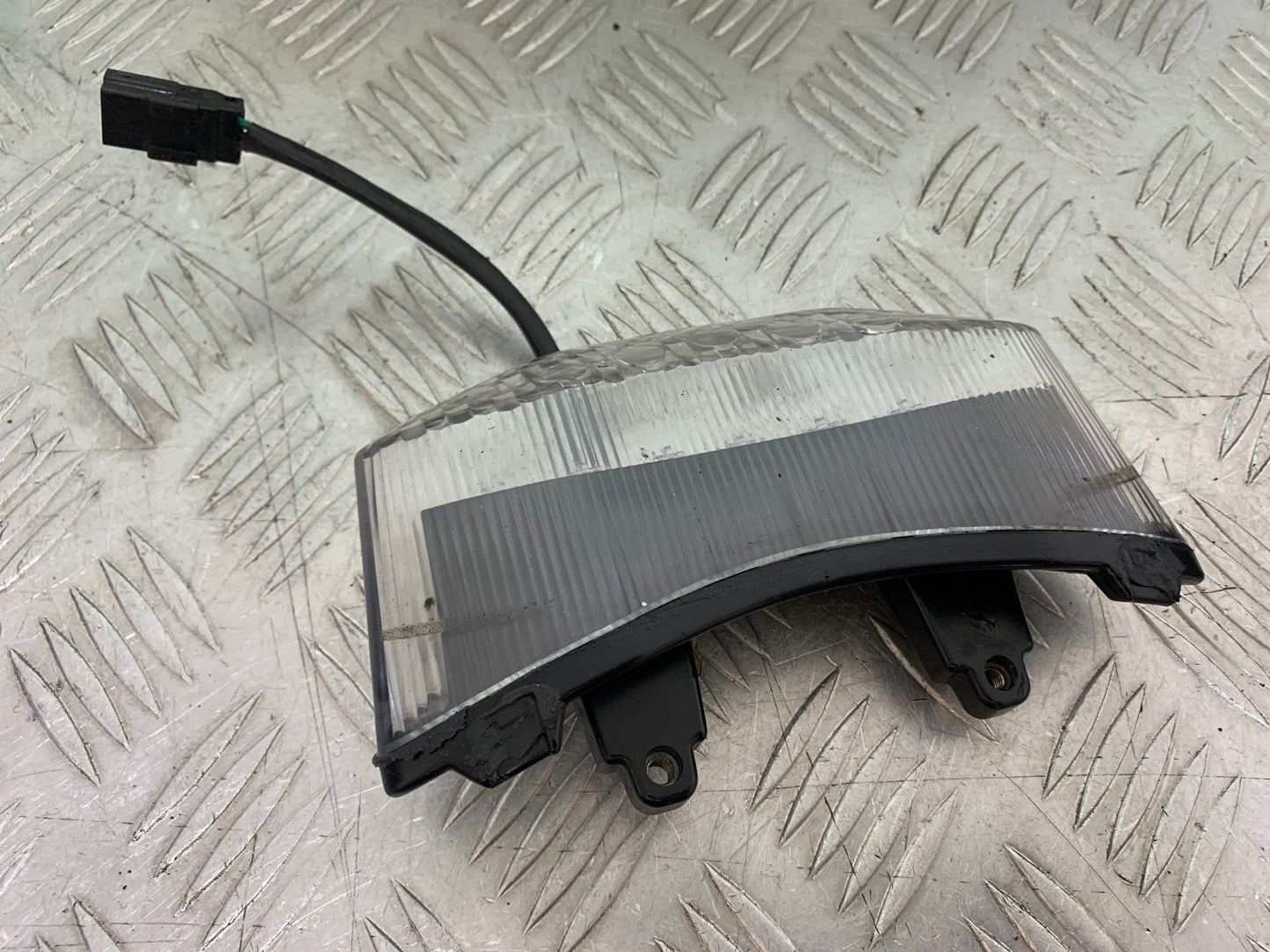 TRIUMPH SPEED TRIPLE R 1050 REAR LIGHT  2009 (CMB1183)