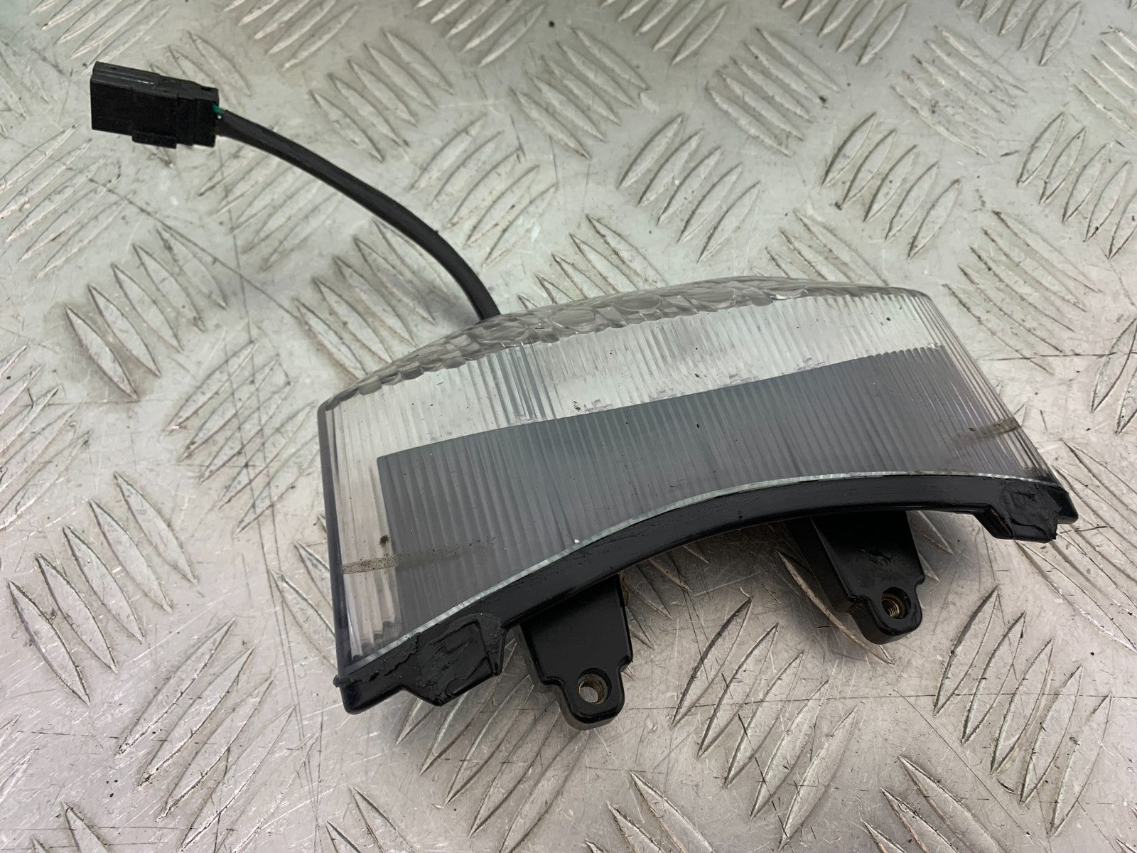 TRIUMPH SPEED TRIPLE R 1050 REAR LIGHT  2009 (CMB1183)