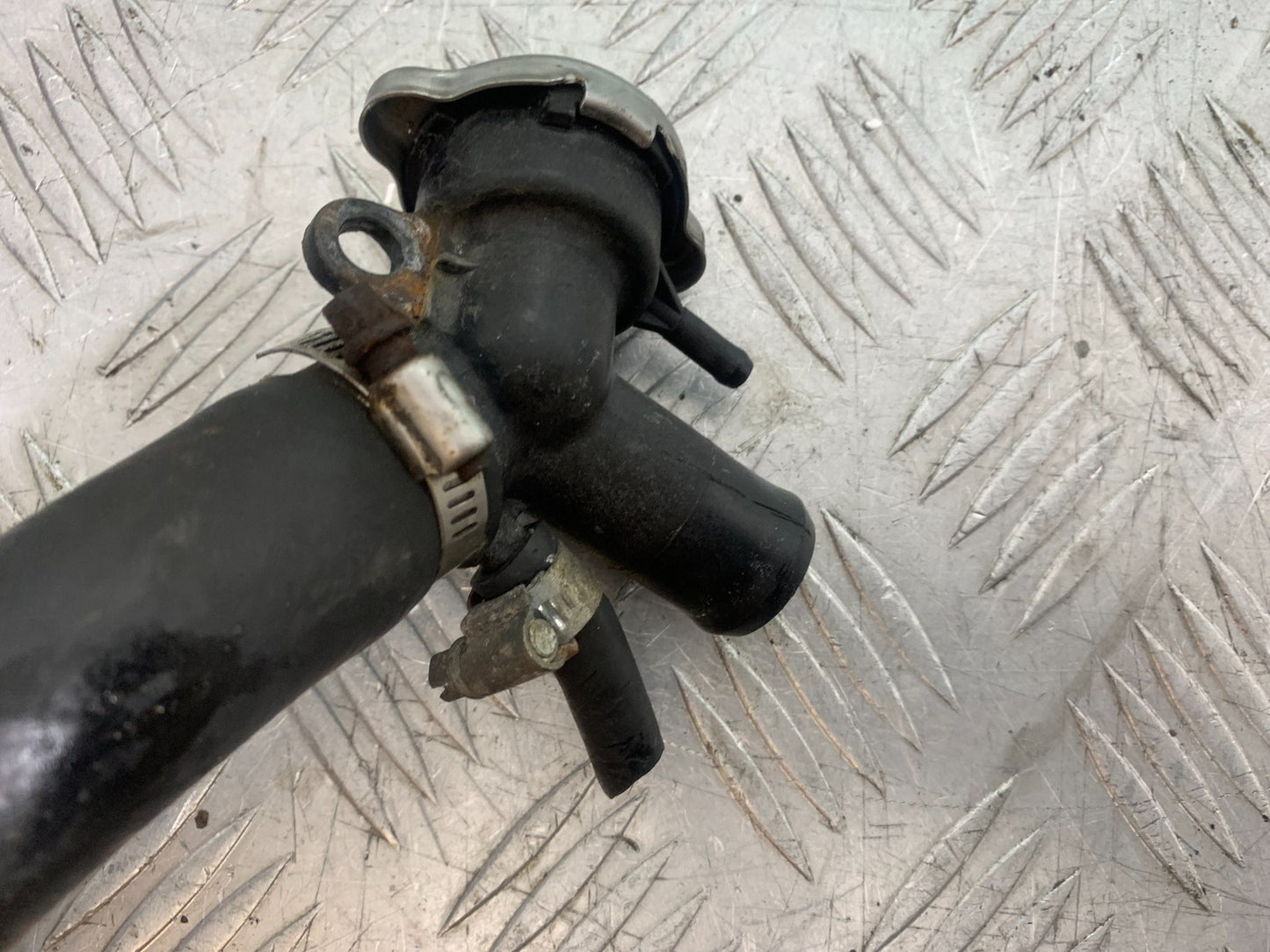 HONDA CBF600 CBF 600 COOLANT CAP AND HOUSING  YEAR 2004-07  (CMB1305)