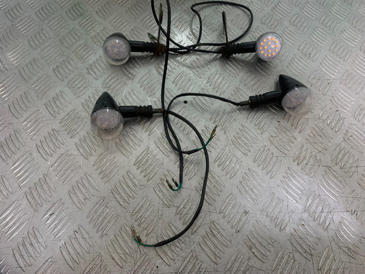SINNIS HOODLUM 125 FRONT AND REAR INDICATORS   YEAR 2021-2025 (CMB1196)