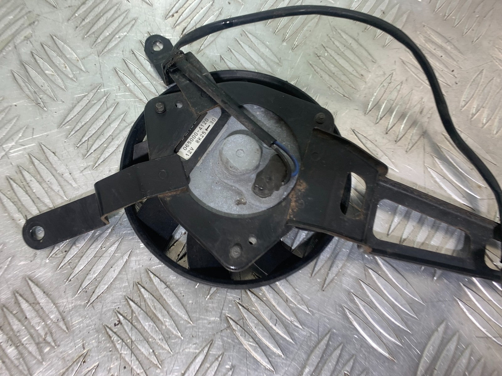 KAWASAKI GTR1400 GTR 1400 RADIATOR FAN   YEAR 2007-2009 (CMB1174)