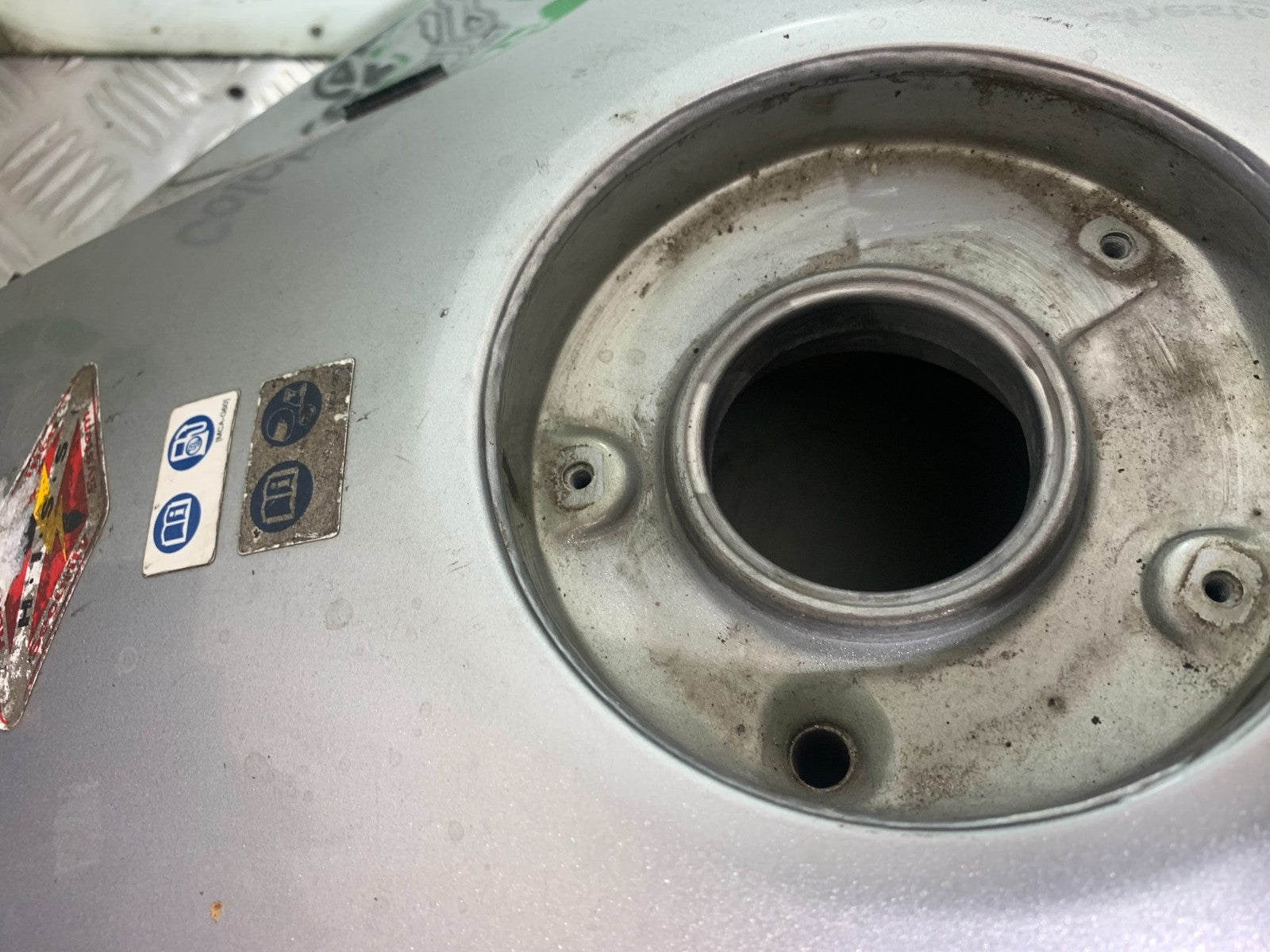 HONDA NT 700 V DEAUVILLE PETROL TANK YEAR 2006-2011 (CMB1211)