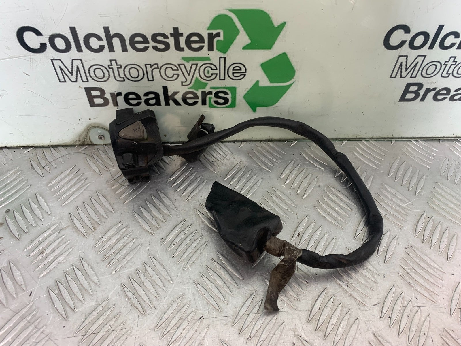 HONDA CB500 F CB500F LEFT SWITCH GEAR   YEAR 2013-2015  (CMB1235)