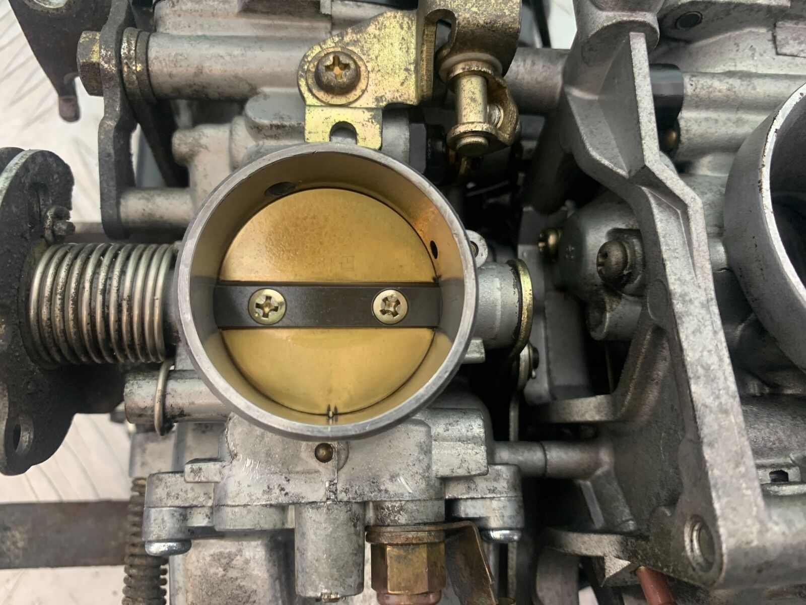 YAMAHA XVS 1100 DRAGSTAR CARBS  YEAR 2000-2007 (CMB1108)
