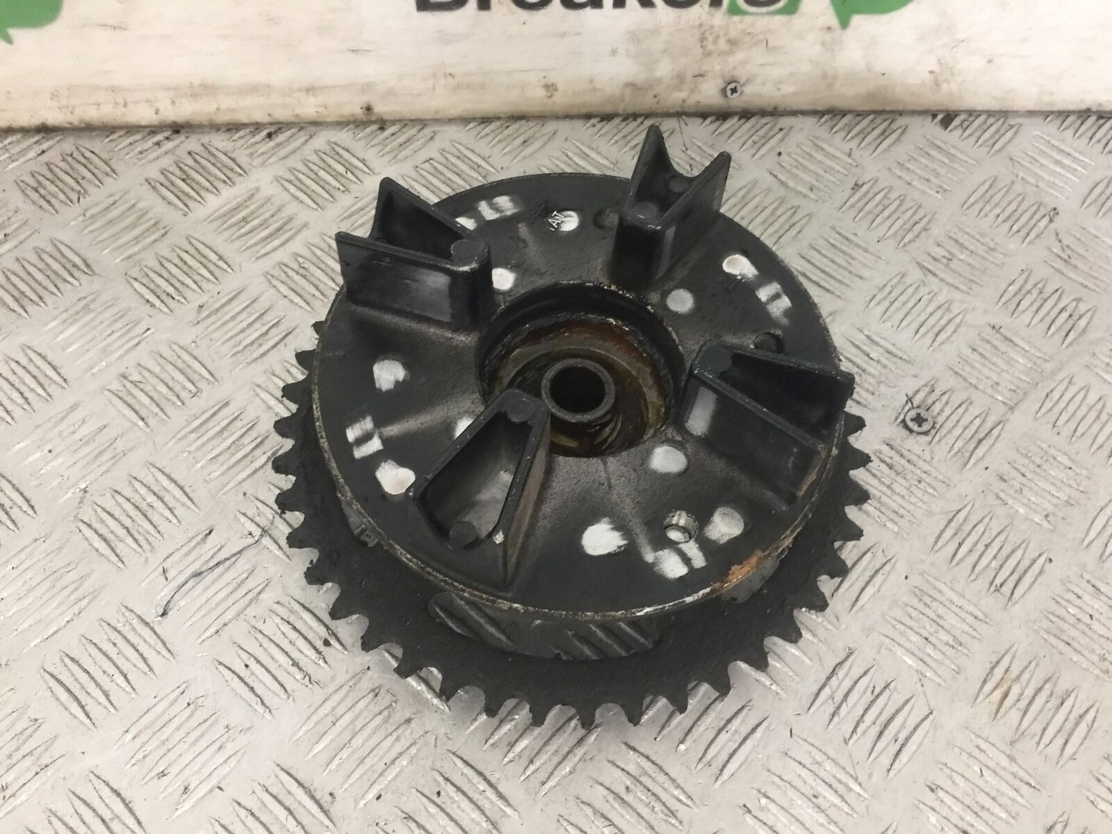 HONDA CBR1100 BLACKBIRD REAR SPROCKET CARRIER  YEAR 1996-1998 (STOCK 862)