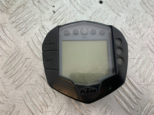 KTM RC125 RC 125 CLOCKS SPEEDO DASH   YEAR 2017-2022 (CMB 1244)