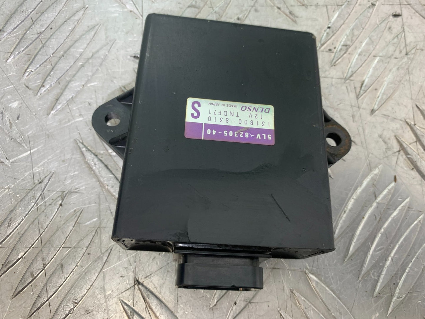 YAMAHA FZS1000 FAZER ECU  YEAR 2001-05 (CMB1275)