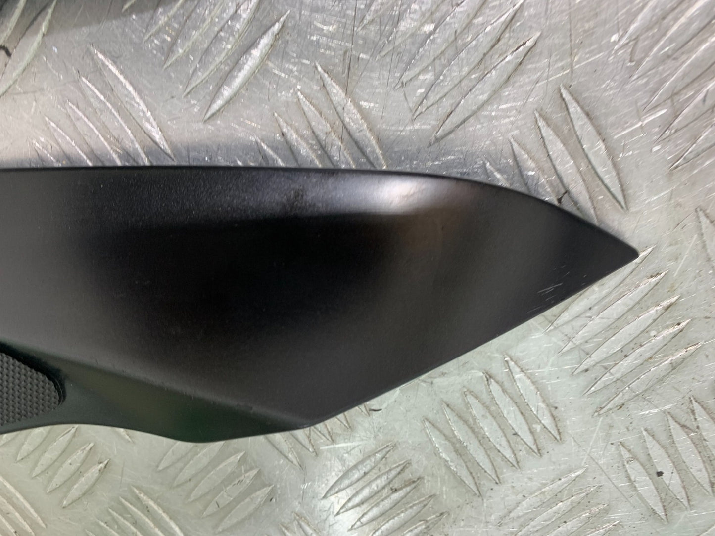 MV AGUSTA 800 F3 LEFT AND RIGHT INFILL COVERS  YEAR 2017-2019 (CMB1227)