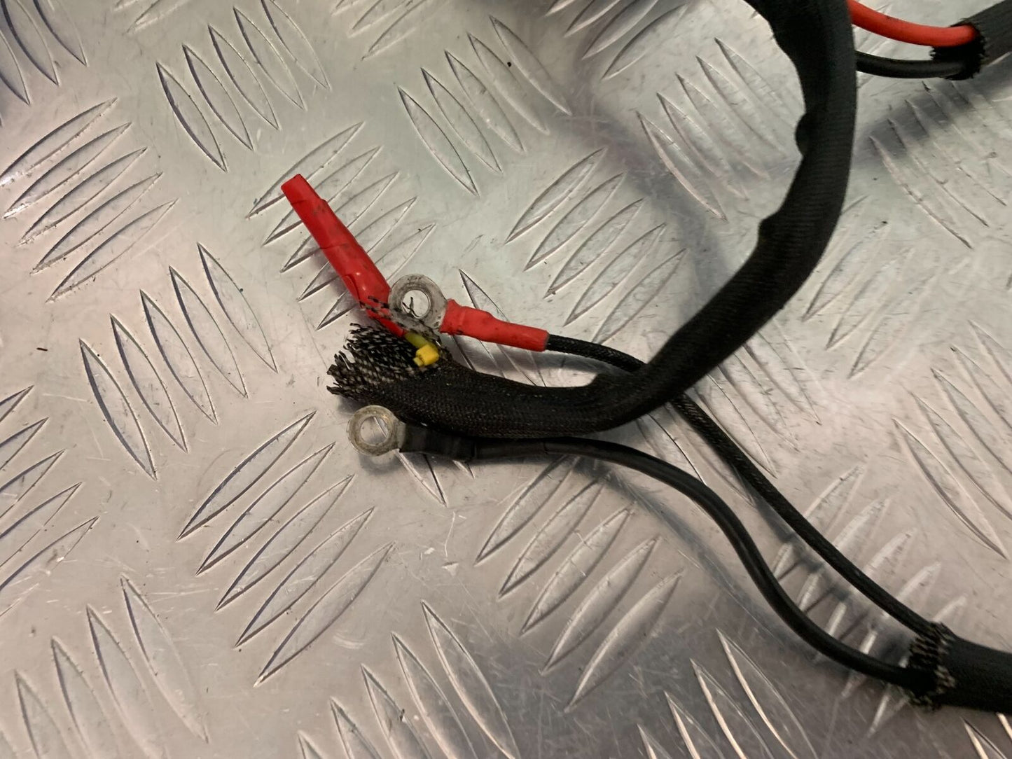 TRIUMPH 675 STREET TRIPLE REGULATOR   YEAR 2008 (STOCK 984)