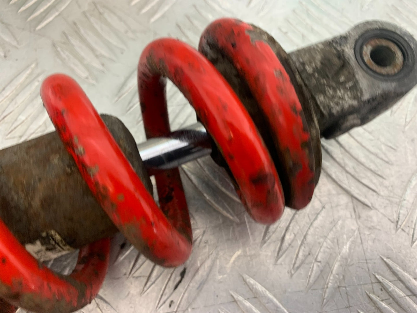 HONDA VFR800 PRE V-TEC REAR SHOCK  YEAR 1998-2001 (CMB1233)