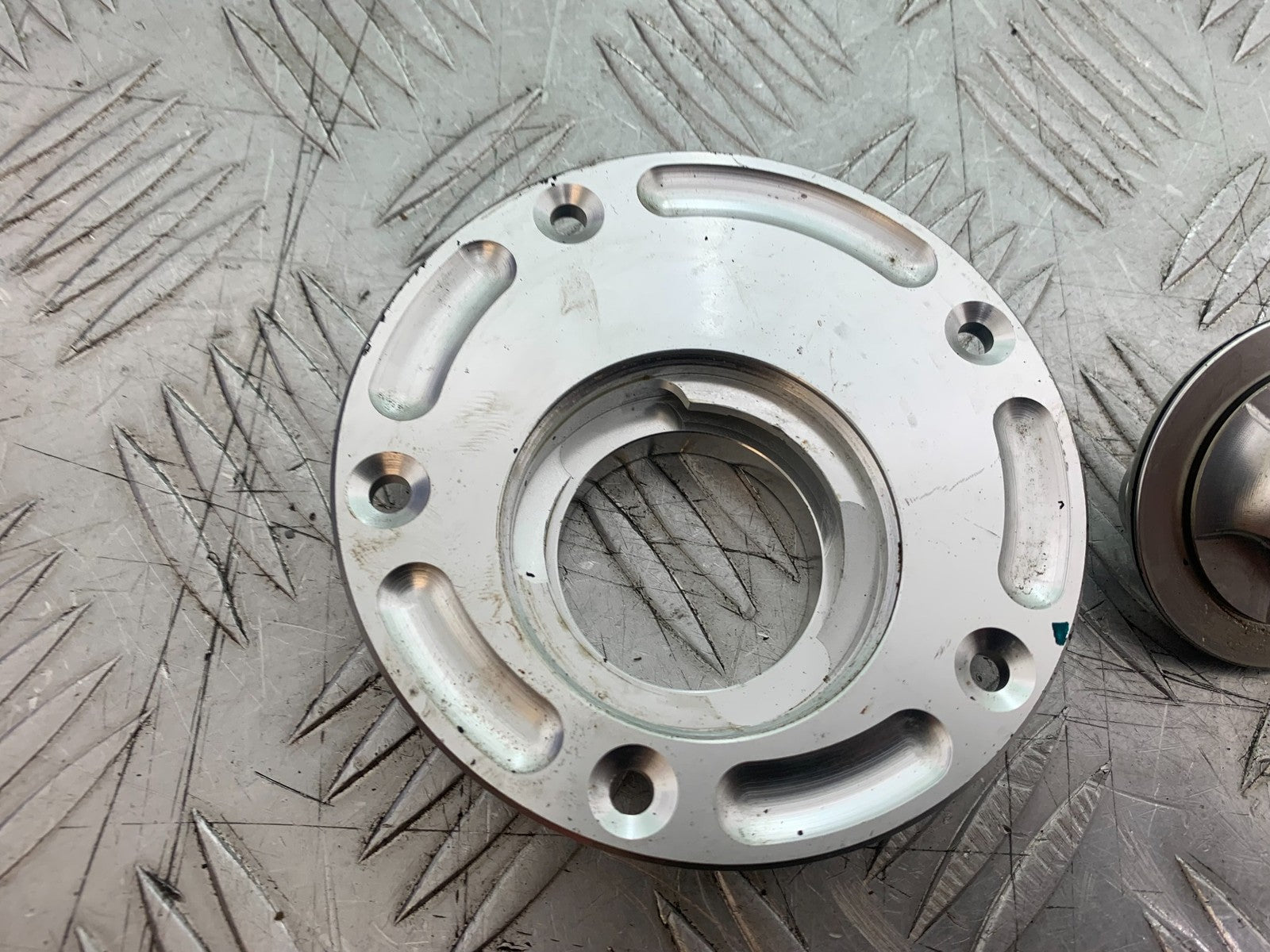 DUCATI 996 SPS 748 916 998 PETROL CAP  1999-2000 (CMB1209)