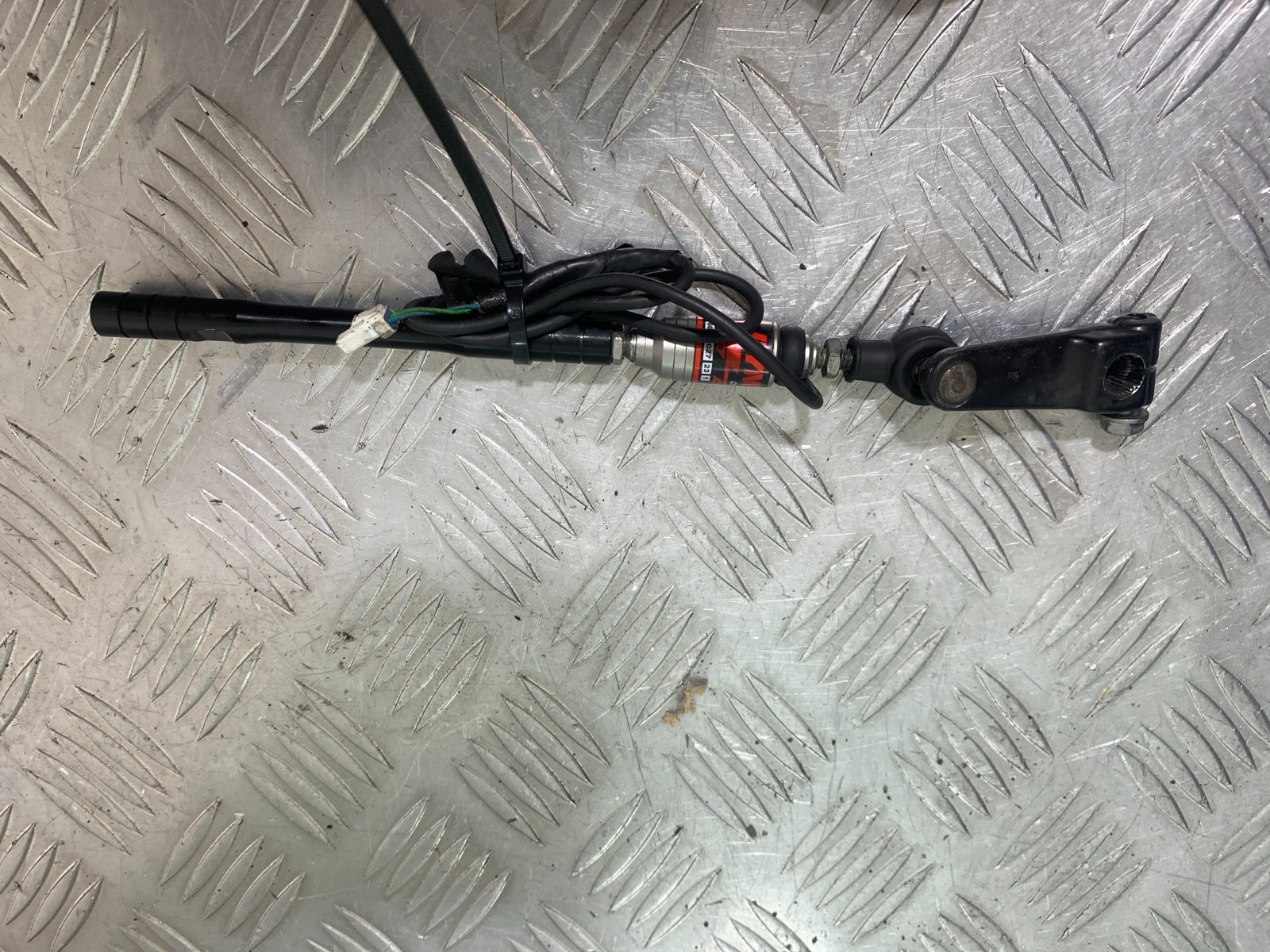 KAWASAKI ZX10R ZX 10R QUICK SHIFTER  YEAR 2011-2015 (CMB1154)