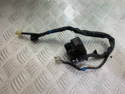 YAMAHA YZF R7 LEFT SWITCH GEAR  YEAR 2022-2025 (CMB1255)