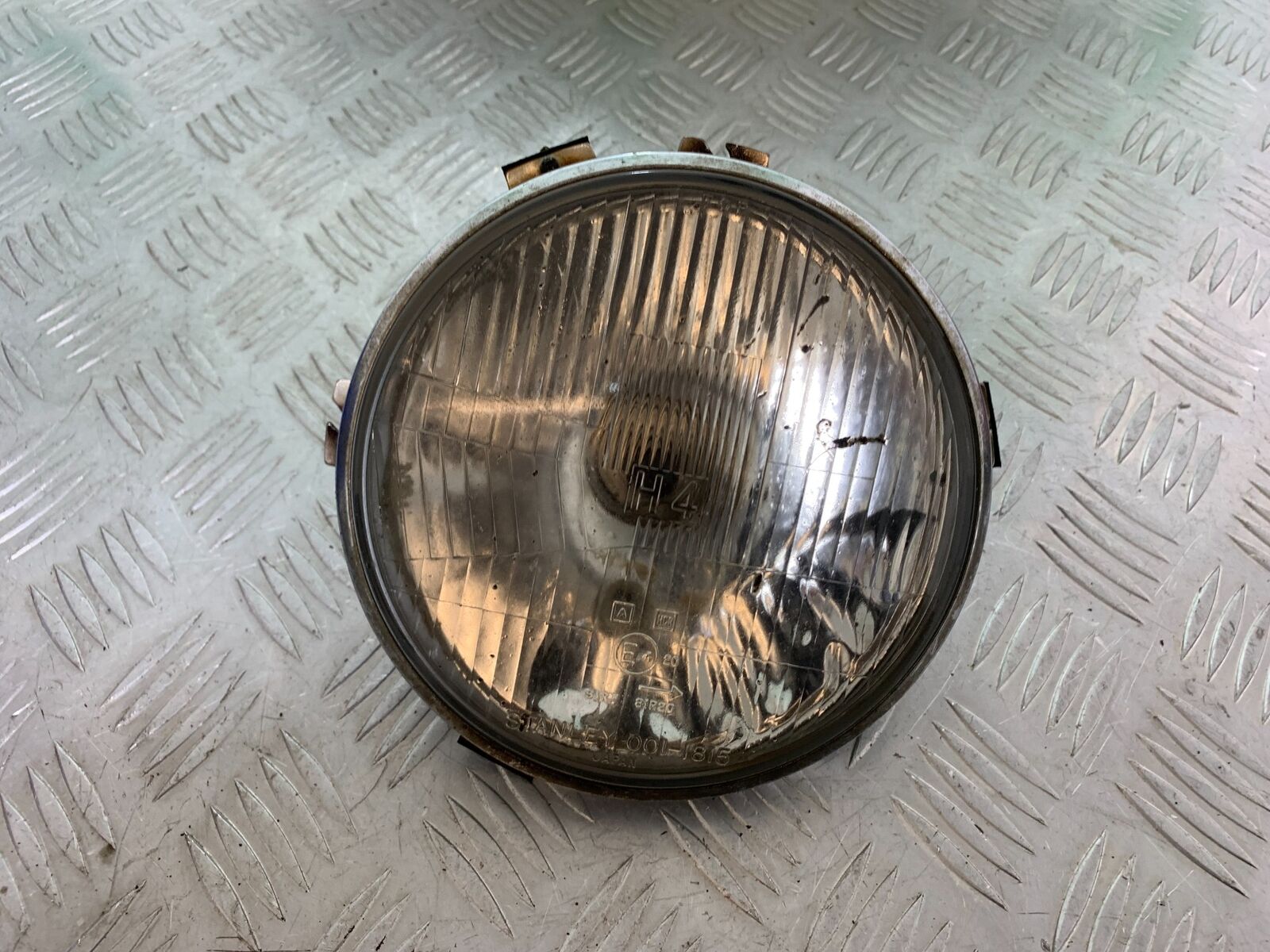 HONDA CX500 CX 500 HEADLIGHT   YEAR 1978-81  (CMB1079)