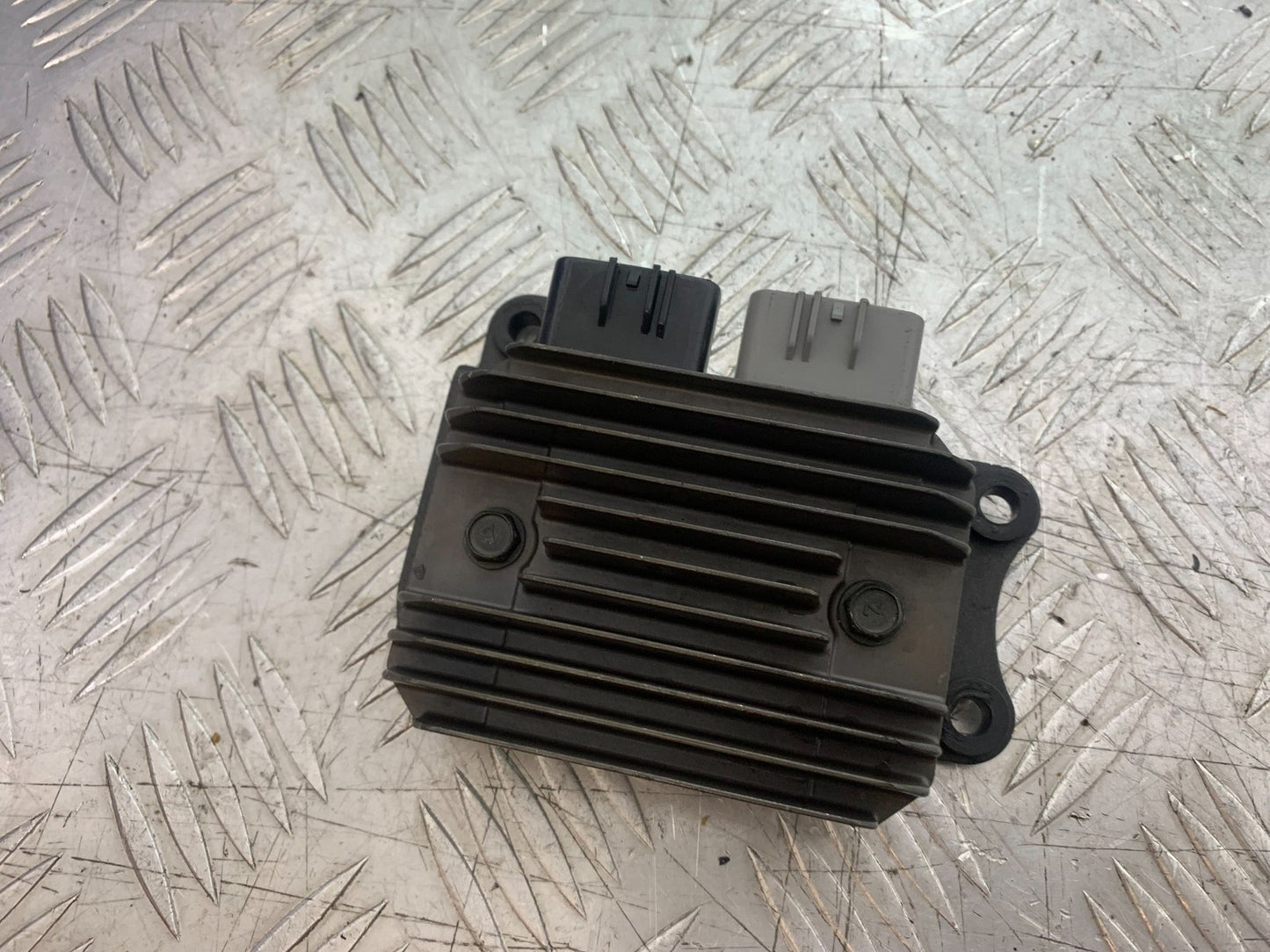 KAWASAKI ZX10R ZX10 R REGULATOR  2008-2010 (CMB1206)