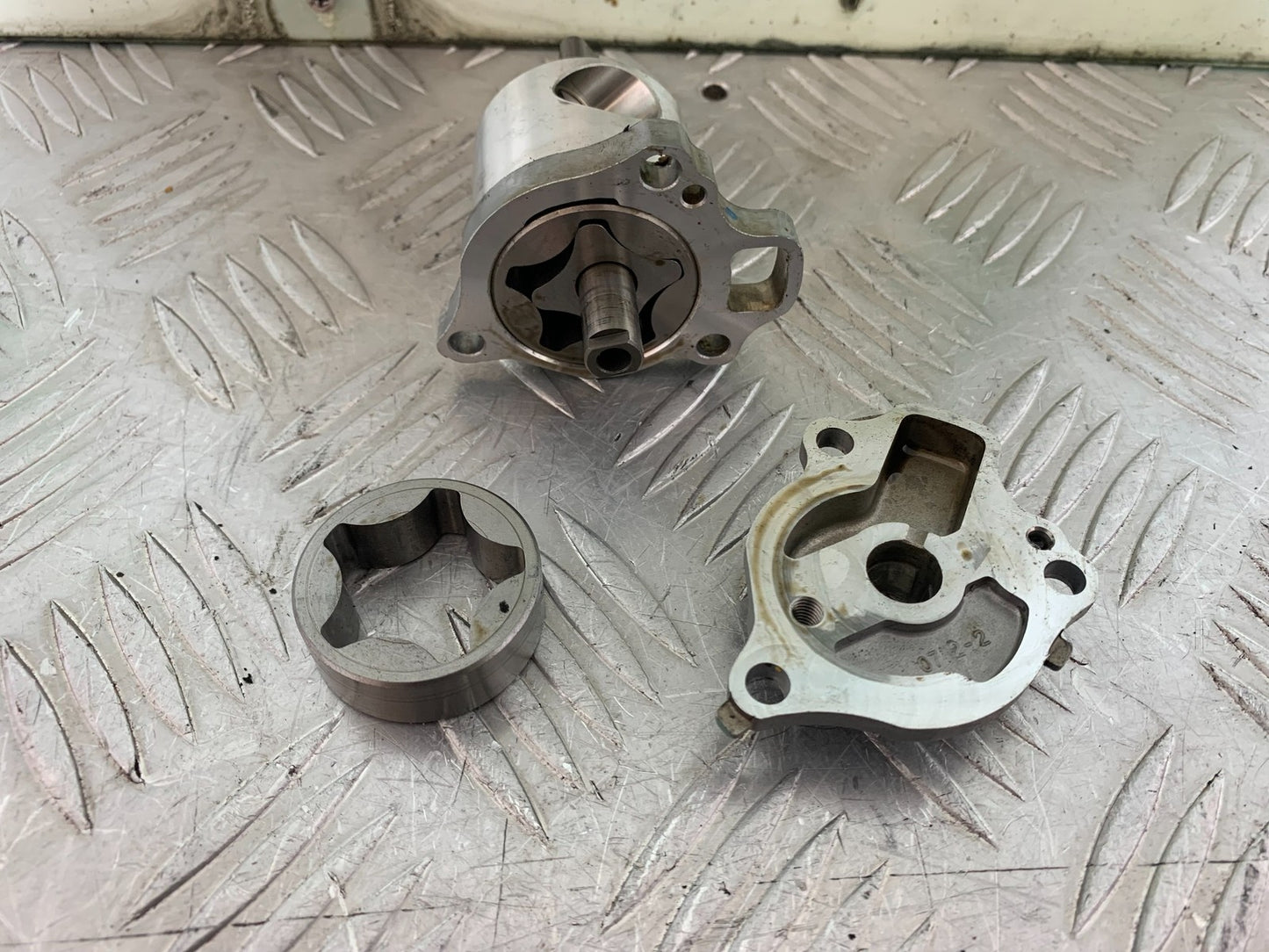 KAWASAKI NINJA 650 OIL PUMP YEAR 2017-2019