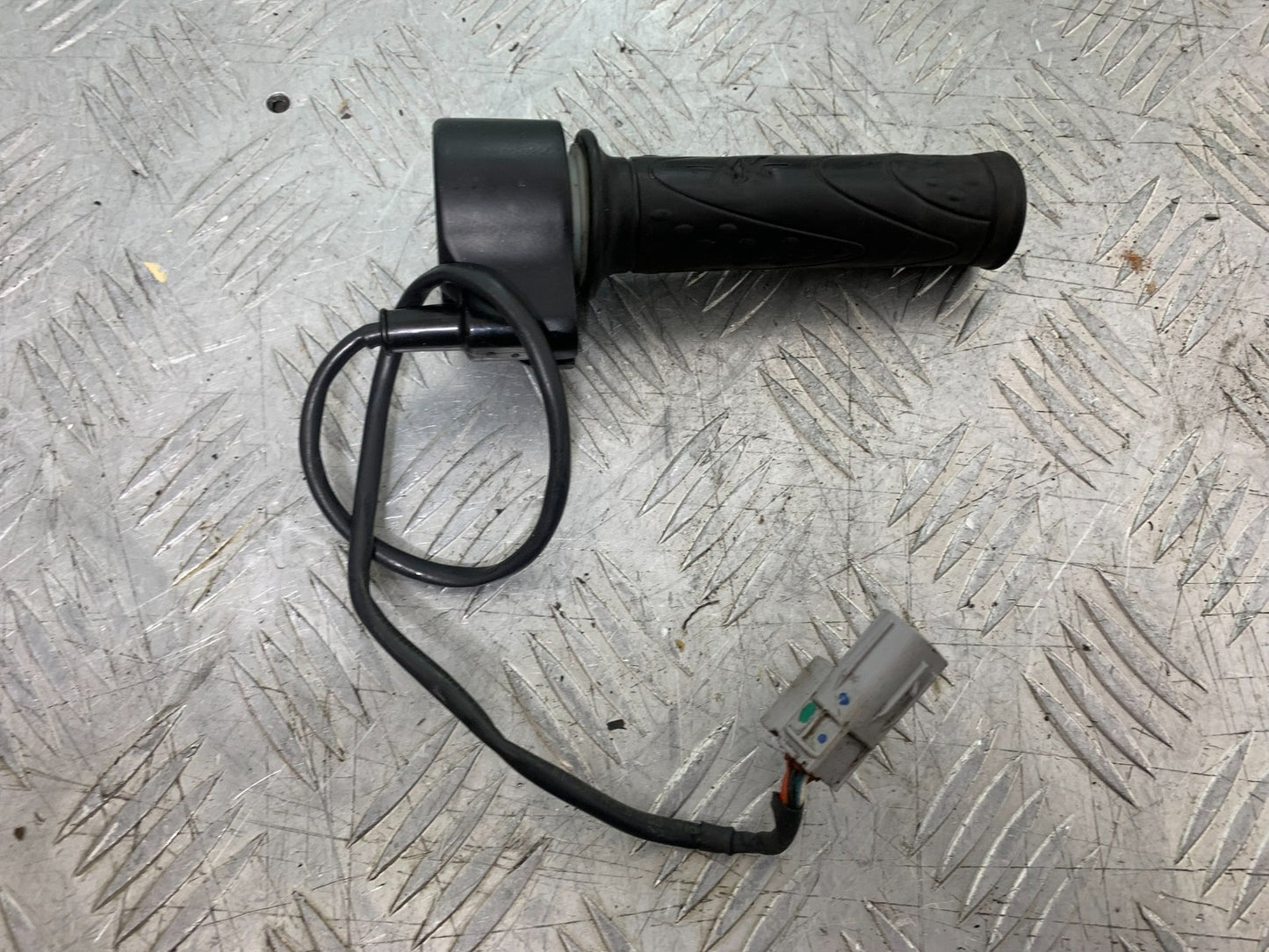 MV AGUSTA 675 F3 THROTTLE   YEAR 2012-2016 (CMB1302)