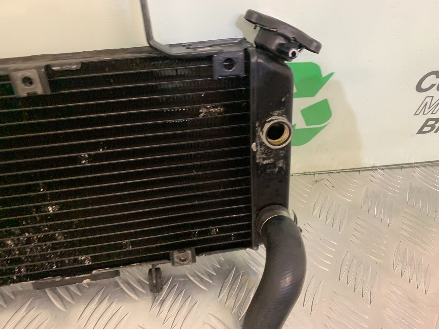 SUZUKI DL 650 V-STROM RADIATOR  YEAR 2006 2011 (STOCK 954)