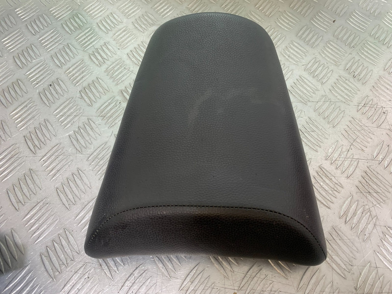 HONDA CBF125 CBF 125 REAR SEAT  YEAR 2009-14 (CMB1182)