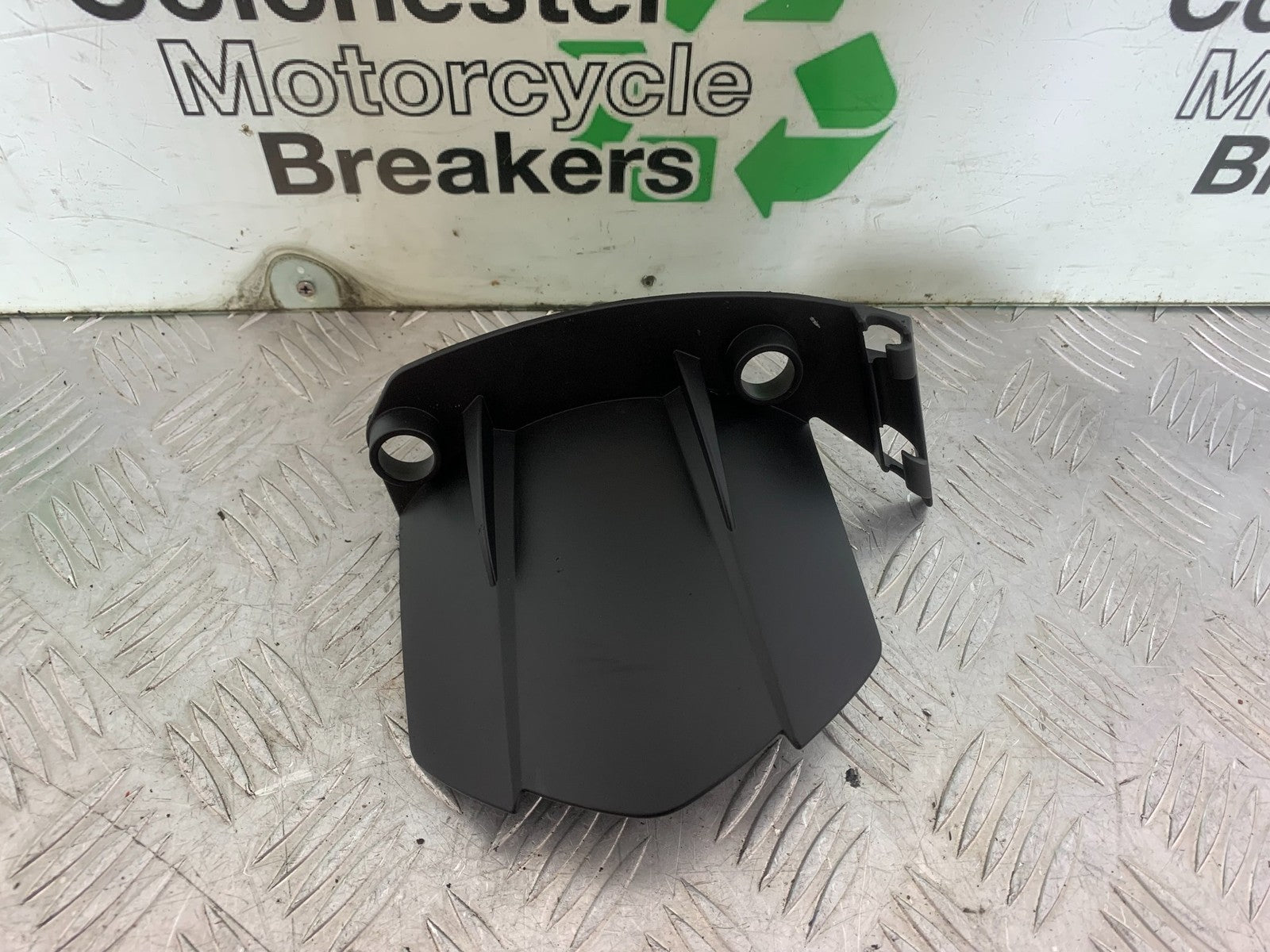KTM 690 DUKE R LC4 REAR HUGGER YEAR 2012-2015  (CMB1180)