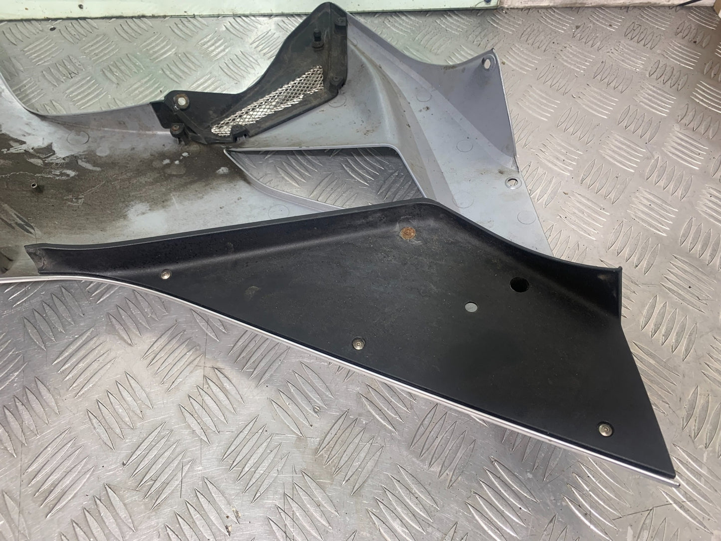 MV AGUSTA 800 F3 LEFT FAIRING PANEL  YEAR 2013-2016 (CMB1152)