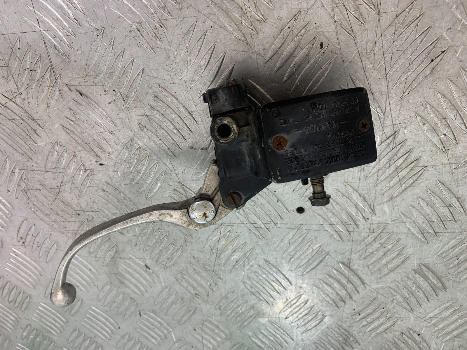 KAWASAKI Z750 Z 750 FRONT BRAKE MASTER CYLINDER  YEAR 2004-2006  (CMB1234)