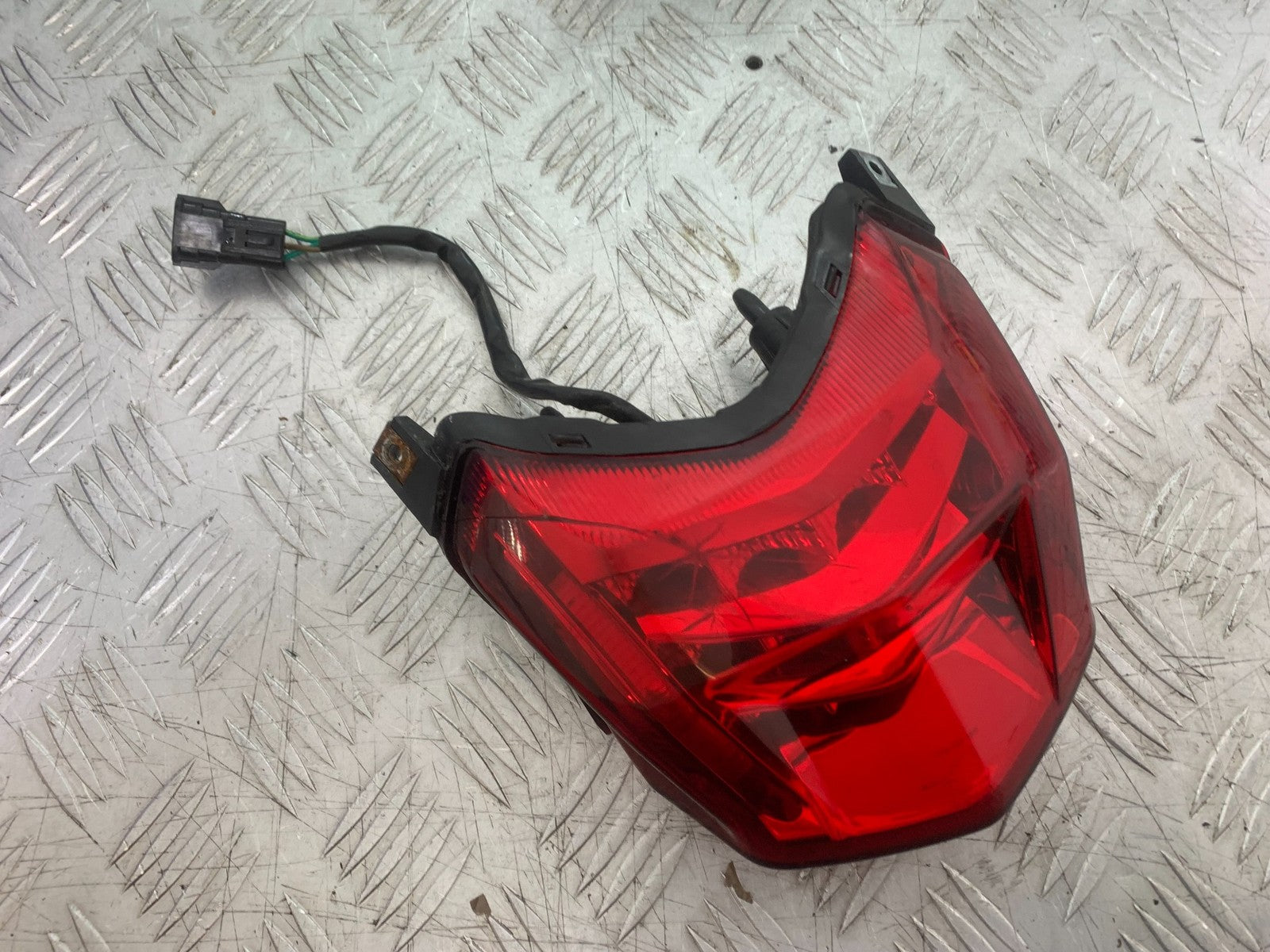 SINNIS TERRAIN 125 REAR LIGHT  YEAR 2017-2020 (CMB1241)