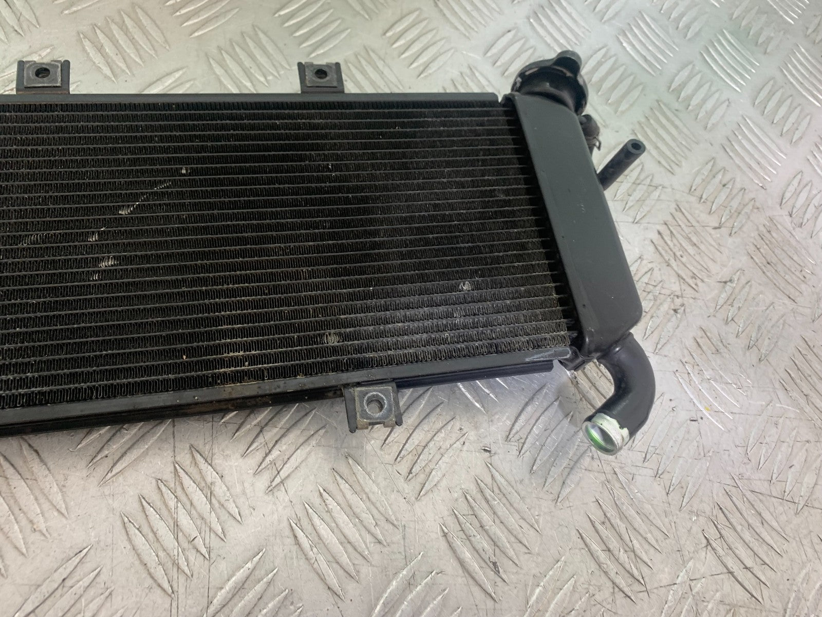 KAWASAKI ER6 N RADIATOR  YEAR 2012-2017 (CMB1324)