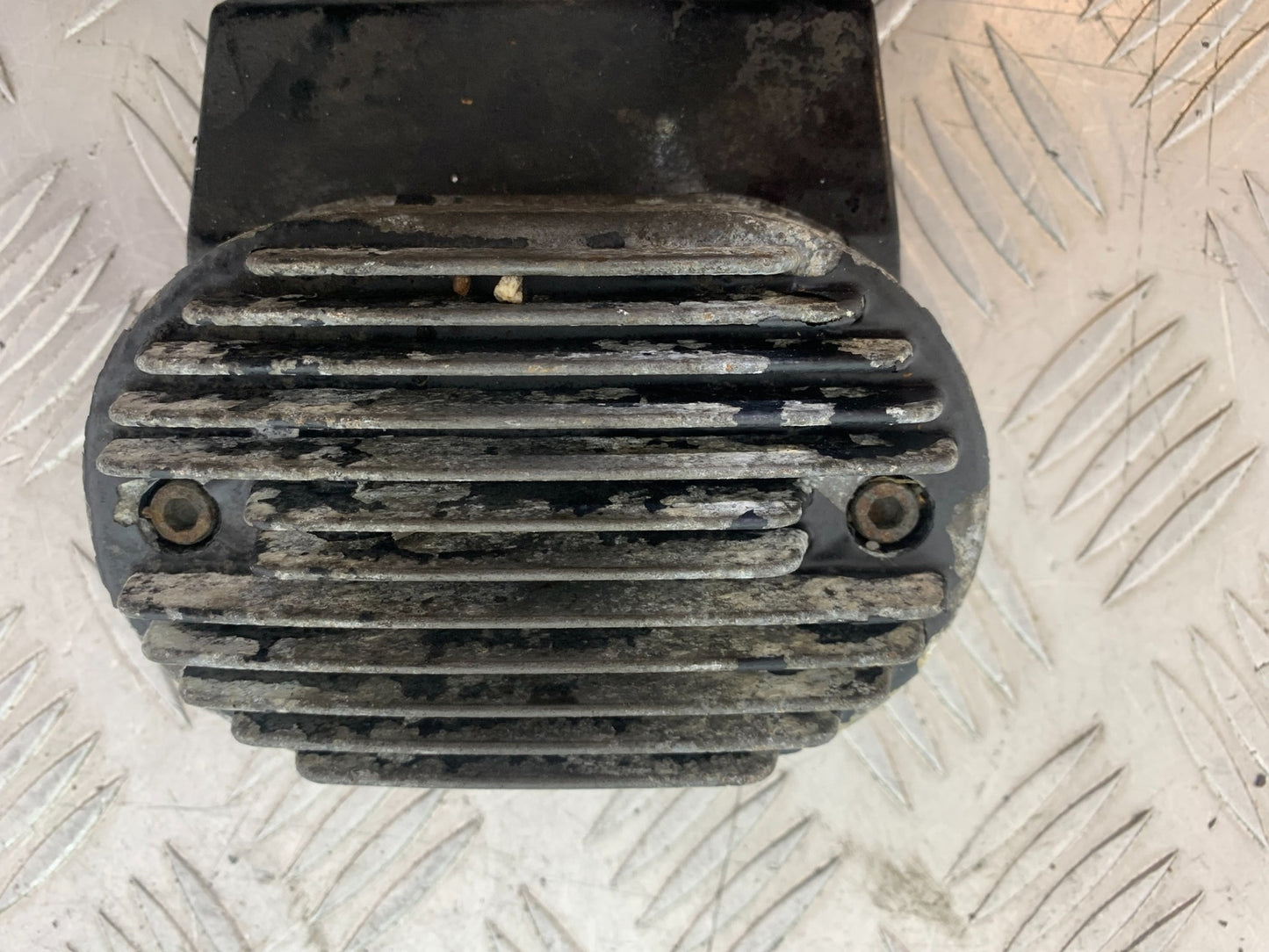 HARLEY DAVIDSON FXS BLACKLINE 1585 REGULATOR  YEAR 2012 (CMB1147)
