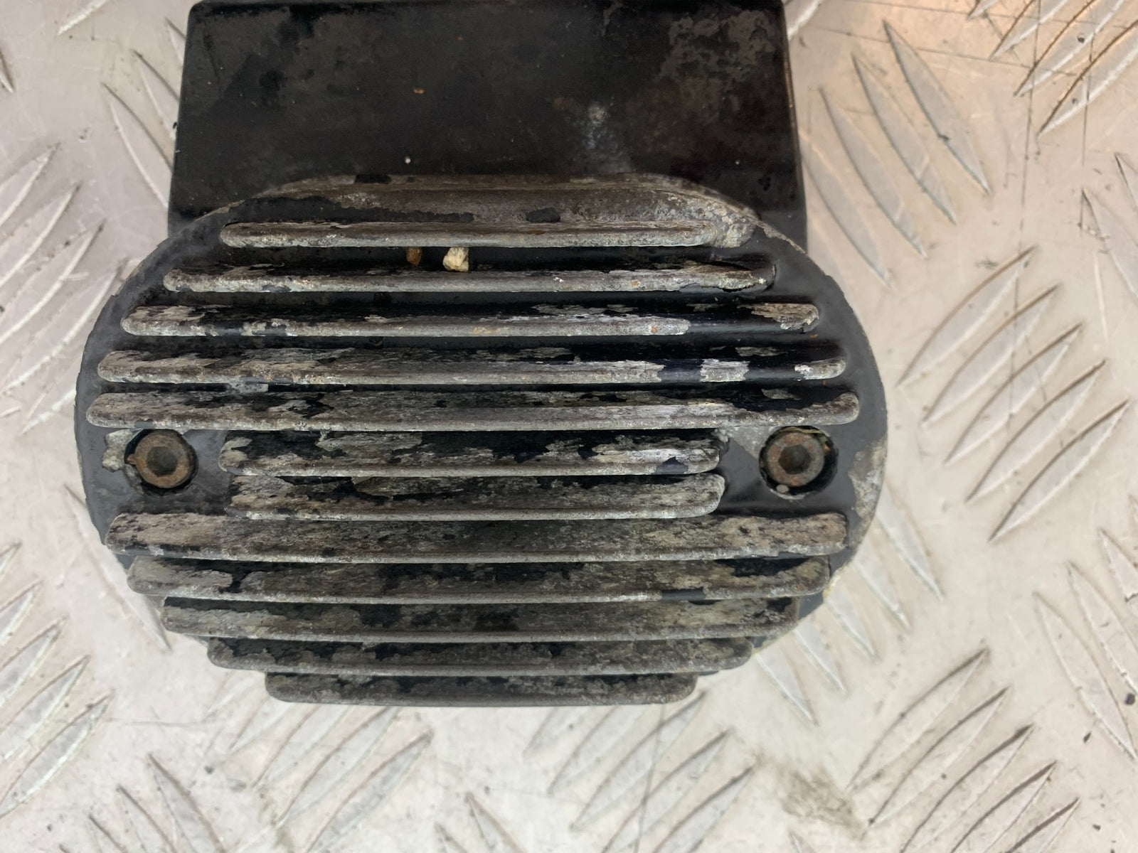 HARLEY DAVIDSON FXS BLACKLINE 1585 REGULATOR  YEAR 2012 (CMB1147)