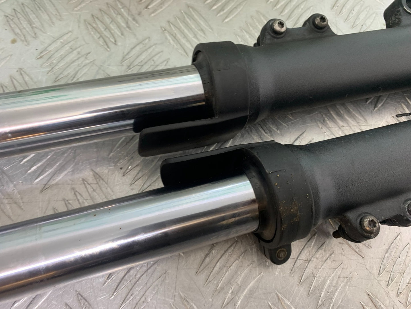TRIUMPH 1050 SPRINT ST FORKS 2003-2011 (CMB1285)