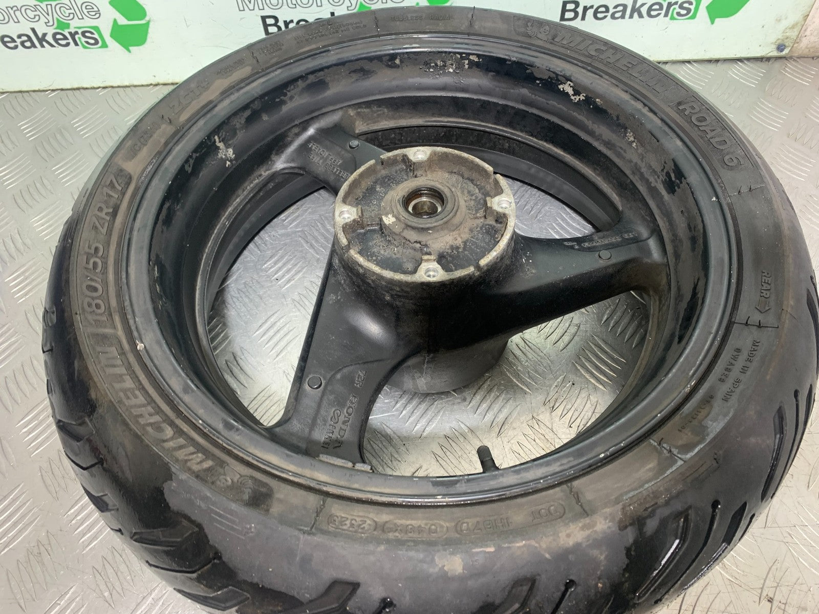 HONDA CBR600 CBR 600 FX FY REAR WHEEL  YEAR 1999-2000 (CMB1287)
