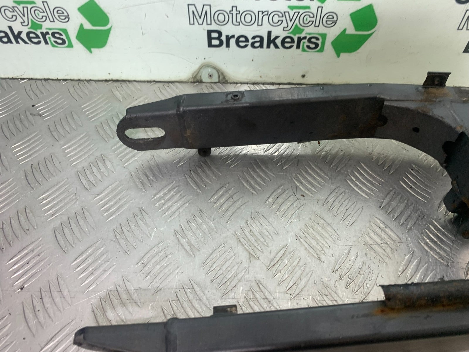 APRILIA 650 PAGASO STRADA SWINGARM  YEAR 2005-2010 (CMB1260)